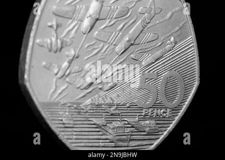 Reverse side of a 1994 50 fifty pence coin commemorating 50 years of the D-Day landings in Normandy. Designed by sculpture John Mills Stock Photo