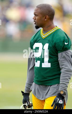 Charles Woodson honored at Packers game in Hall of Fame ring ceremony