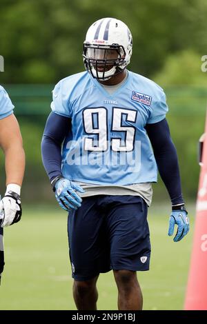 Tennessee Titans defensive end Kamerion Wimbley (95) during NFL football  camp at Titans' headquarters Tuesday, July 31, 2012 Nashville, Tenn. (AP  Photo/Wade Payne Stock Photo - Alamy