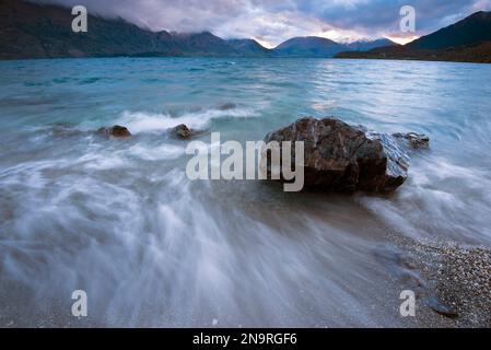 Sunrise above Lake Wakatipu; South Island, New Zealand Stock Photo - Alamy