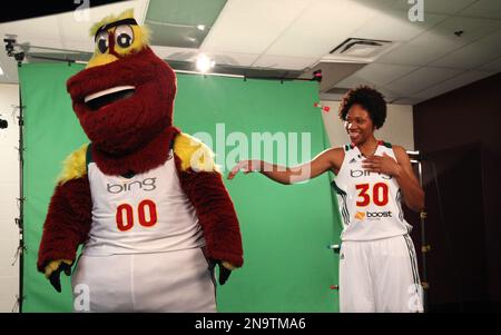 Los angeles sparks mascot hi-res stock photography and images - Alamy