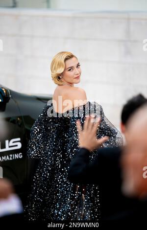 Il cast di 'Don't Worry Darling' sul Red Carpet di Venezia 79, La Biennale di Venezia 2022, Lido di Venezia, Italia Stock Photo