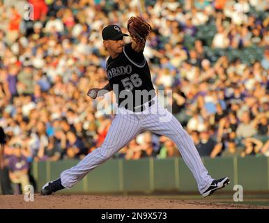 Guillermo Moscoso pitcher abridor por Colorado..Partido de la MLB Rockies  de Colorado vs Padres de San Diego en el Kino Veterans Memorial Stadium  Stock Photo - Alamy