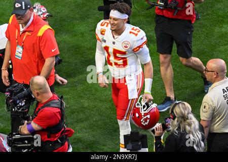 Glendale, United States. 12th Feb, 2023. Kansas City Chiefs quarterback Patrick Mahomes (15) smiles as he exits the field after warmups before facing the Philadelphia Eagles in Super Bowl LVII at State Farm Stadium in Glendale, Arizona, on Sunday, February 12, 2023. Photo by Jon SooHoo/UPI Credit: UPI/Alamy Live News Stock Photo