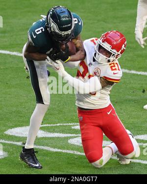 Kansas City Chiefs cornerback Trent McDuffie (21) lines up for the play  during an NFL football game against the Cincinnati Bengals, Sunday, Dec. 4,  2022, in Cincinnati. (AP Photo/Emilee Chinn Stock Photo - Alamy