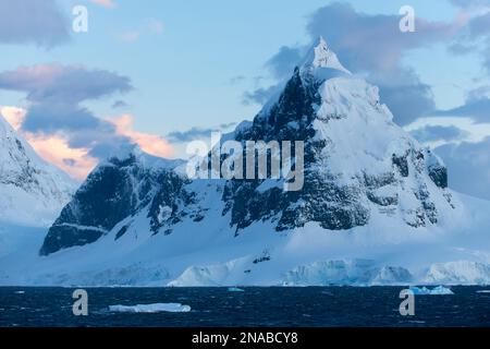 Mountains, Ice and snow along the Gerlache Strait, Antarctica. Stock Photo
