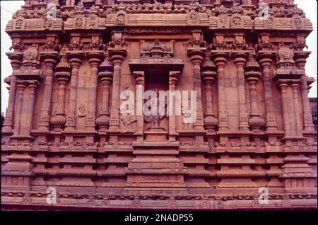 The temple has a massive colonnaded prakara (corridor) and one of the largest Shiva lingas in India. It is also famed for the quality of its sculpture, as well as being the location that commissioned the brass Nataraja, Shiva as the lord of dance, in the 11th century. King Rajaraja Chola Stock Photo