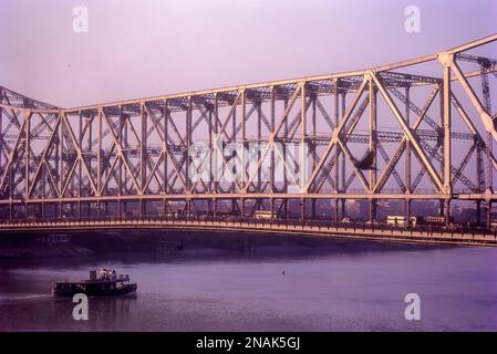 Howrah Bridge in Hooghly River, Calcutta, Kolkata, West Bengal, India, Asia Stock Photo