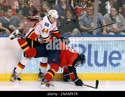 Chris Butler Calgary Flames Editorial Photo - Image of athletes, sports:  23488661