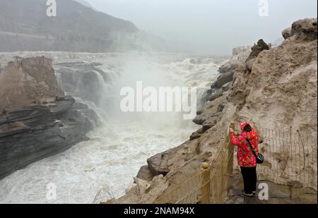 Aerial photo shows tourists enjoying ice and snow fun in Shenyang City ...