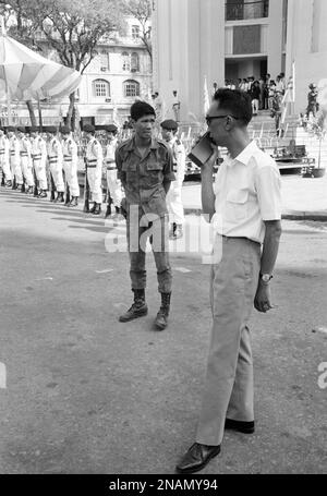 General Nguyen Ngoc Loan, South Vietnamese police chief who executed ...