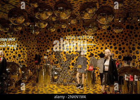 Louis Vuitton opens Yayoi Kusama pop-up store in Tokyo - Retail in Asia
