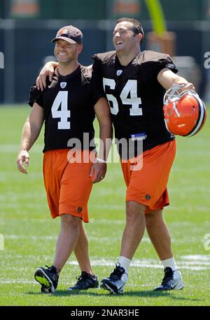 Cleveland Browns center Ryan Pontbriand (64) before an exhibition football  game Saturday, Aug. 15, 2009, in Green Bay, Wis. (AP Photo/Jim Prisching  Stock Photo - Alamy