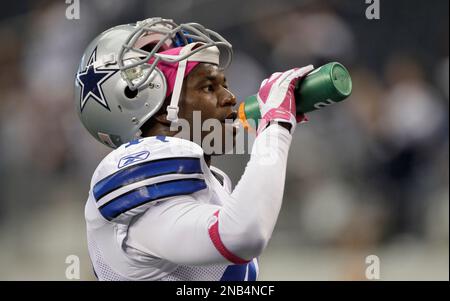 Dallas Cowboys cornerback Terence Newman (41) warms up prior to the NFL -  NFC Playoffs football game between the Philadelphia Eagles and Dallas  Cowboys at Cowboys Stadium in Arlington, Texas. Cowboys defeats