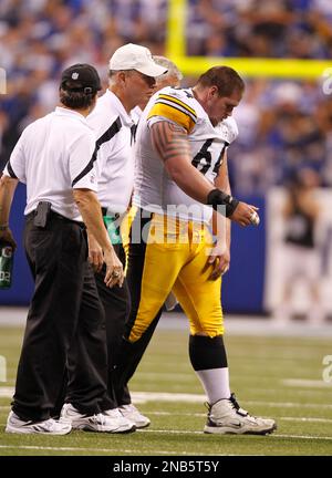 Pittsburgh Steelers guard Doug Legursky (64) is examinedduring the