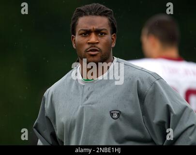 Washington Redskins running back Tim Hightower smiles as he leaves the  field following the Redskins 22-21 victory over the Arizona Cardinals at  FedEx Field in Washington on September 18, 2011. UPI/Kevin Dietsch