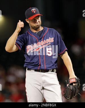 Minnesota Twins' Nick Punto during a baseball game against the Texas  Rangers, Thursday, Aug. 20, 2009 in Arlington, Texas. (AP Photo/Tony  Gutierrez Stock Photo - Alamy