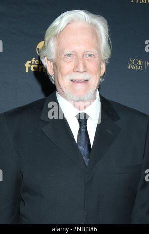 February 10, 2023, Los Angeles, CA, USA: LOS ANGELES - FEB 10: Bruce Davison at the 30th Movieguide Awards at the Avalon Hollywood on February 10, 2023 in Los Angeles, CA (Credit Image: © Kay Blake/ZUMA Press Wire) EDITORIAL USAGE ONLY! Not for Commercial USAGE! Stock Photo