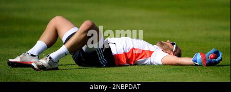 England cricket players look on during a training session, two days before  the first cricket test match against India in Nagpur, India, Monday, Feb. 27,  2006. (AP Photo/Aman Sharma Stock Photo - Alamy