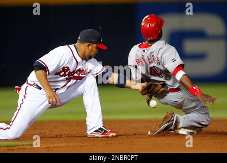 Braves land second baseman Brandon Phillips from Reds for two