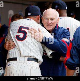 Autographed photo of Hall of Fame baseball player Harmon Killebrew Stock  Photo - Alamy