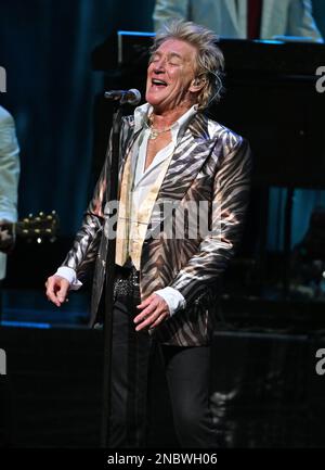 Hollywood FL, USA. 13th Feb, 2023. Rod Stewart performs at Hard Rock Live at the Seminole Hard Rock Hotel & Casino on February 13, 2023 in Hollywood, Florida. Credit: Mpi04/Media Punch/Alamy Live News Stock Photo