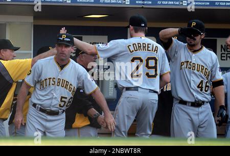 Former Pittsburgh Pirates starting pitcher Steve Blass, makes a ceremonial  first pitch during a pregame retirement ceremony for the 1971 World Series  champion and team broadcaster before the baseball game between the