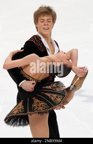 Russia's Elena Ilinykh and Nikita Katsalapov perform during the team