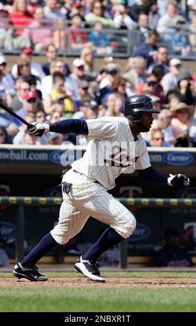 Minnesota Twins' Denard Span against the Cleveland Indians in a baseball  game Tuesday, April 20, 2010 in Minneapolis. (AP Photo/Jim Mone Stock Photo  - Alamy