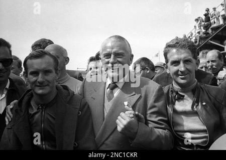 Mike Hailwood with his father Stan Hailwood, after winning the 500 cc ...