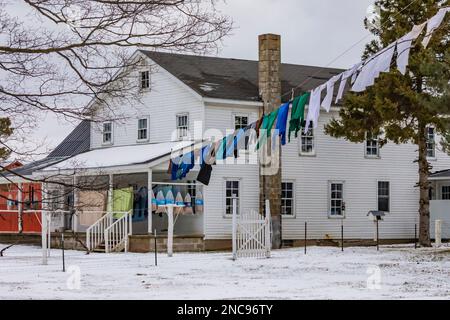Laundry hanging from a high clothesline on a pulley at an Amish farm in Michigan, USA [No property release; editorial licensing only] Stock Photo