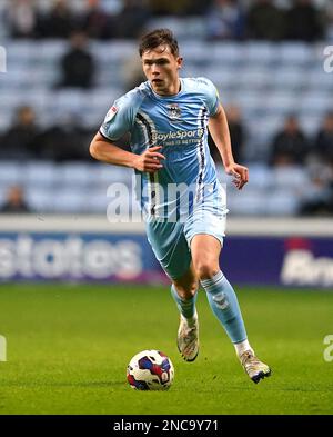Coventry City's Callum Doyle in action during the Sky Bet Championship match at the Coventry Building Society Arena, Coventry. Picture date: Tuesday February 14, 2023. Stock Photo