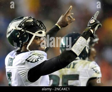 Philadelphia Eagles backup quarterback Michael Vick #7 walks to