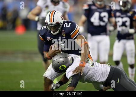 during the first half of the BCS National Championship NCAA college football  game Monday, Jan. 10, 2011, in Glendale, Ariz. (AP Photo/Matt York Stock  Photo - Alamy