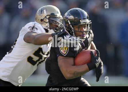 New Orleans Saints linebacker Marvin Mitchell (50) walks off the