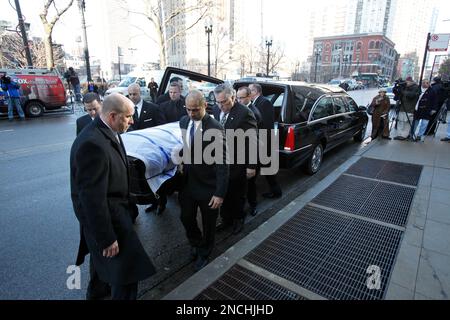 Images: Ron Santo visitation at Holy Name Cathedral