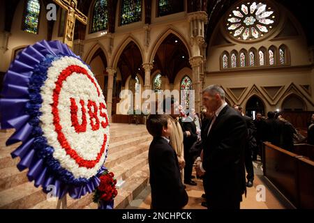 Images: Ron Santo visitation at Holy Name Cathedral