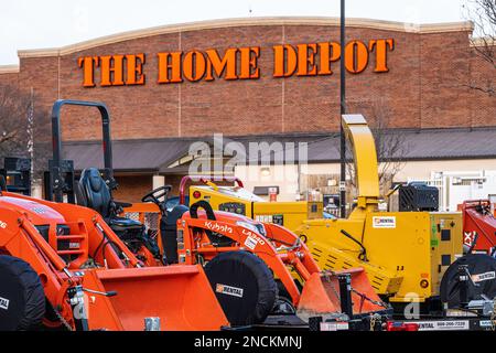 Home Depot store in Metro Atlanta with array of rental equipment for construction, industry, and agriculture. (USA) Stock Photo