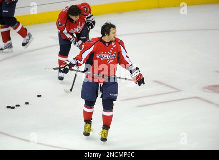 https://l450v.alamy.com/450v/2ncmp6c/washington-capitals-left-wing-alex-ovechkin-of-russia-smiles-during-warm-ups-before-an-nhl-hockey-game-against-the-buffalo-sabres-wednesday-nov-17-2010-in-washington-ap-photonick-wass-2ncmp6c.jpg
