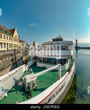 Port, Mangturm, Neuer Lindauer Leuchtturm - the new lighthouse Stock Photo