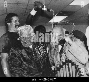 Detroit Tigers pitcher Willie Hernandez and catcher Lance Parrish celebrate  Oct. 14, 1984 after beating the San Diego Padres to win the World Series.  (AP Photo/Ron Heflin Stock Photo - Alamy