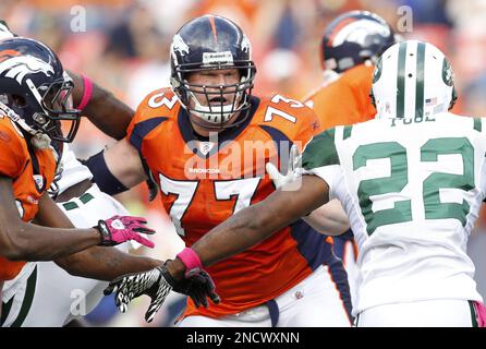 New York Jets guard Chris Glaser (64) reacts against the Atlanta Falcons  during a preseason NFL football game Monday, Aug. 22, 2022, in East  Rutherford, N.J. (AP Photo/Adam Hunger Stock Photo - Alamy