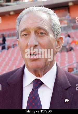 Home Depot co-founder Arthur Blank wears  There Is No Finish Line  tshirt  while running on track. Blank is now owner of the NFL Atlanta Falcons Stock  Photo - Alamy