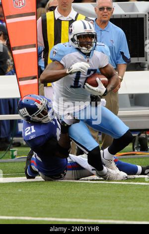 New York Giants safety Kenny Phillips celebrates as the New England  Patriots last ditch Hail Mary pass fell in the end zone to end the game at Super  Bowl XLVI at Lucas