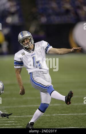 Detroit Lions place kicker Jason Hanson celebrates with teammates after  kicking a field goal during the second half an NFL football game against  the Minnesota Vikings Sunday, Sept. 25, 2011, in Minneapolis. (