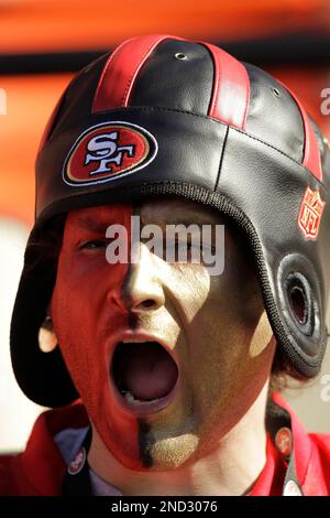 San Francisco 49ers merchandise Stock Photo - Alamy