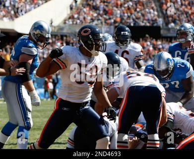 Chicago Bears linebacker Pisa Tinoisamoa (59) heads to the field for the  training camp practice at Olivet Nazarene University in Bourbonnais, IL.  (Credit Image: © John Rowland/Southcreek Global/ZUMApress.com Stock Photo -  Alamy