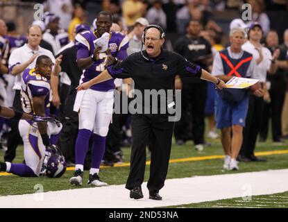 Minnesota Viking's pass receiver Bill Brown (30) holds hands out