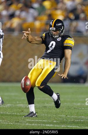 Pittsburgh Steelers kicker Jeff Reed, with punter Daniel Sepulved