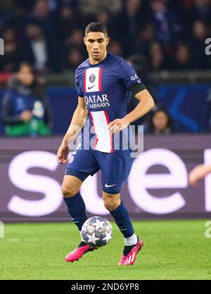 Achraf Hakimi, PSG 2  in the eighth finals match   PARIS SG - FC BAYERN MUENCHEN 0-1 of football UEFA Champions League, match  in season 2022/2023 in Paris, Feb 14, 2022.  Achtelfinale, FCB, Munich, PSG © Peter Schatz / Alamy Live News Stock Photo